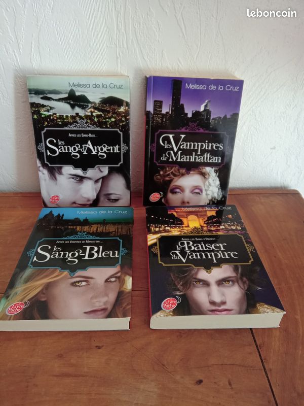 1 lot de 4 tomes les vampires de Manhattan Melissa de la Cruz (image 1)