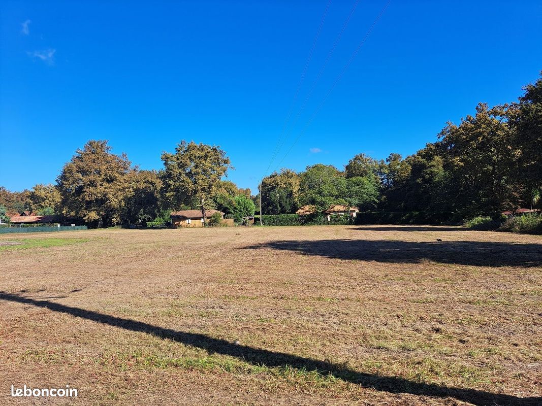 Terrain à bâtir de 1515 m² à POUYDESSEAUX (40) · 40 000 €