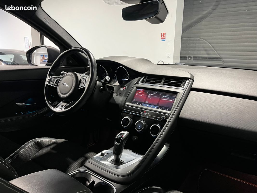 JAGUAR E Pace 2.0 D R-Dynamique 150 Cv (image 12)