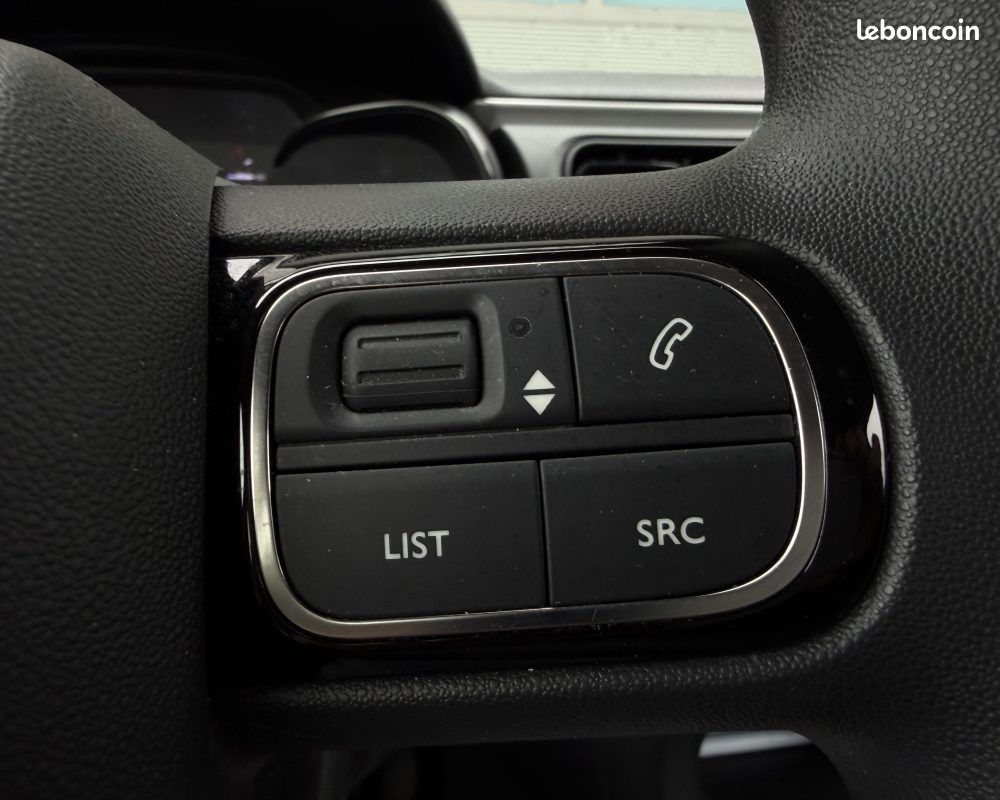 CITROEN C3 1.2 82ch FEEL - APPLE & ANDROID CARPLAY - Siège Chauffant - DISTRIBUTION NEUVE (image 17)