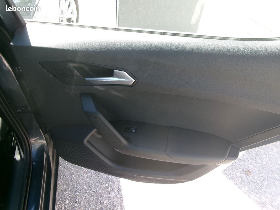Seat LEON 2.0 TDI 115CH BUSINESS (image 11)
