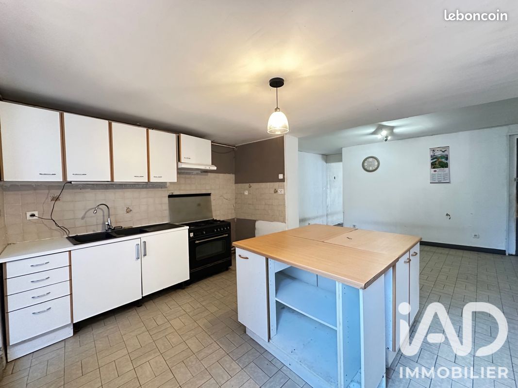 Maison 5 pièces 139 m² · à Carvin · 139 m² · 119 000 €