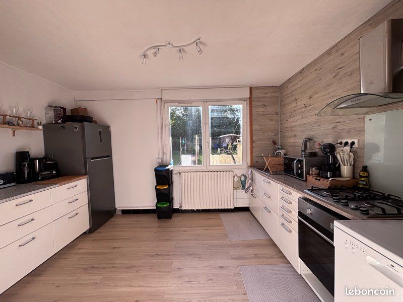 Maison 7 pièces 126 m² · à Saint-Ségal · 126 m² · 165 000 €