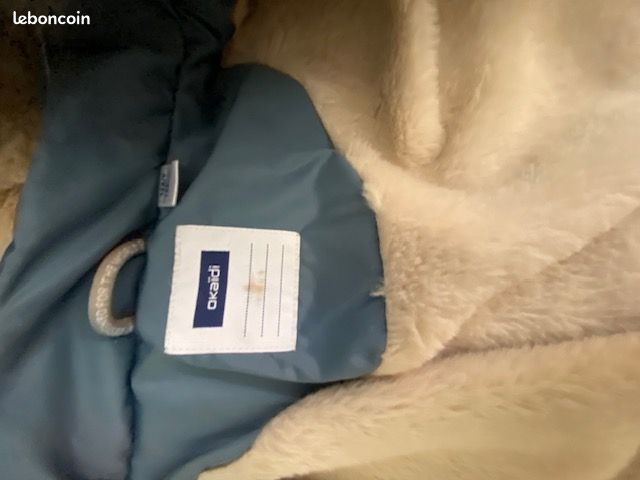 Doudoune bleue fourrée 12 ans (image 3)
