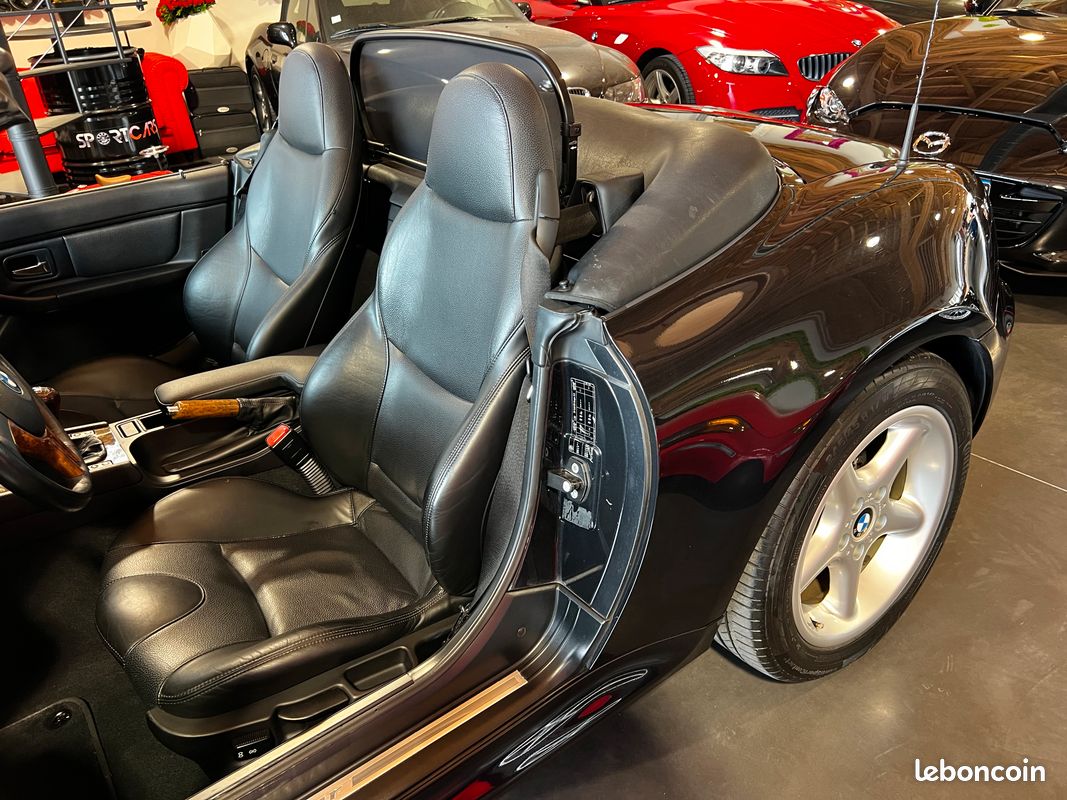 BMW Z3 3.0 6 Cylindres 231cv Phase 2 "PACK M" - Full Black - 08/2000 SEULEMENT 73.000 km "ÉTAT CONCOURS" *LIVRAISON POSSIBLE (image 8)