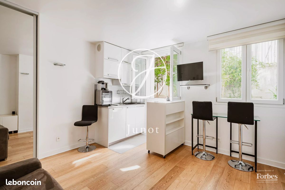 Appartement 1 pièce 19 m² · à Paris · 19 m² · 320 000 €
