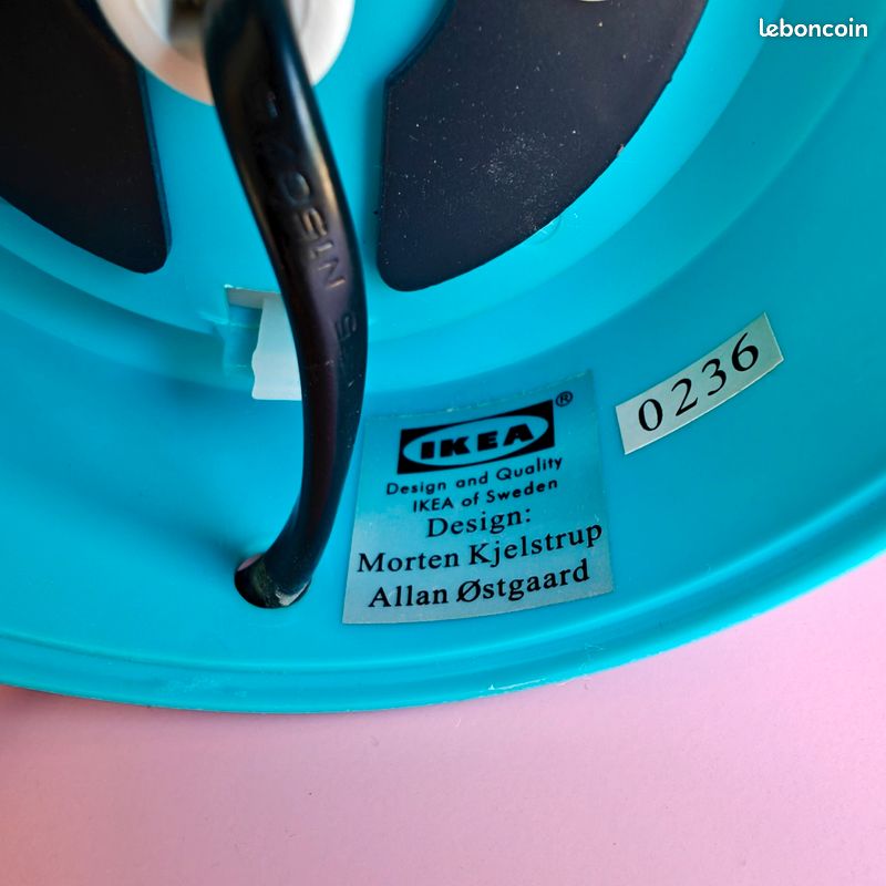 Lampe vintage IKEA Mammut années 90 – Design phare/lanterne bleu violet – Morten Kjelstrup & Allan Østgaard (image 8)