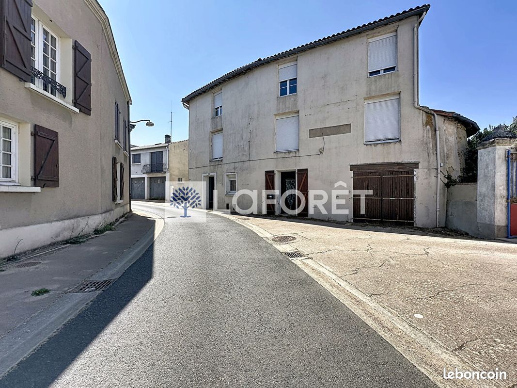 Maison 4 pièces 140 m² · à Thouars · 140 m² · 78 190 €