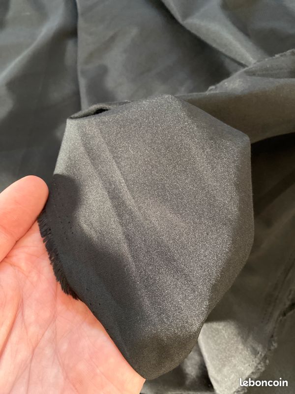 Tissu noir doublure (image 3)