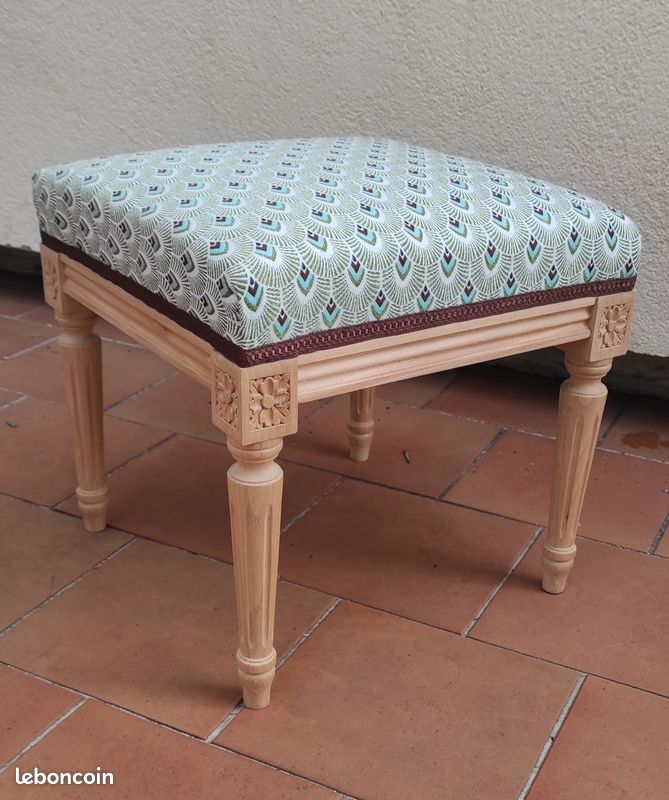 Tabouret style Louis XVI (image 1)