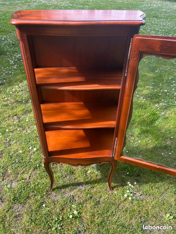 Vitrine en merisier (image 1)