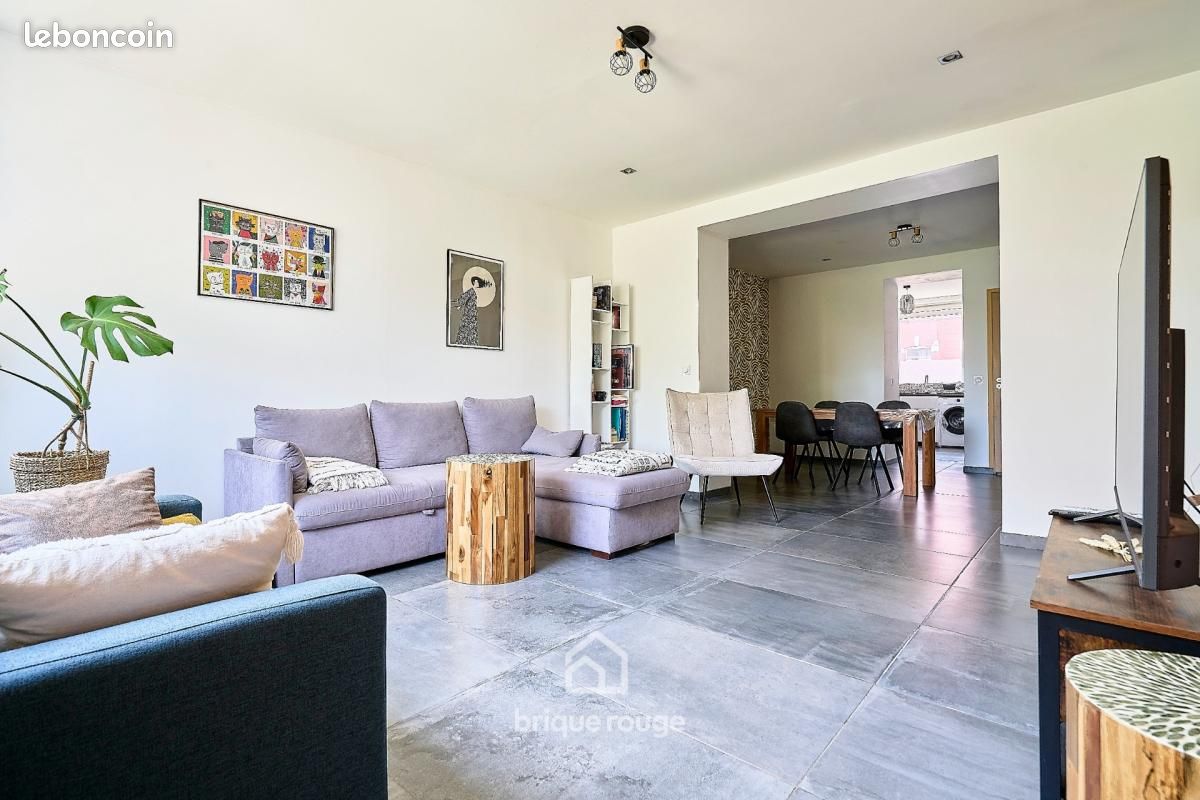 Maison 4 pièces 82 m² · à Lille · 82 m² · 277 000 €