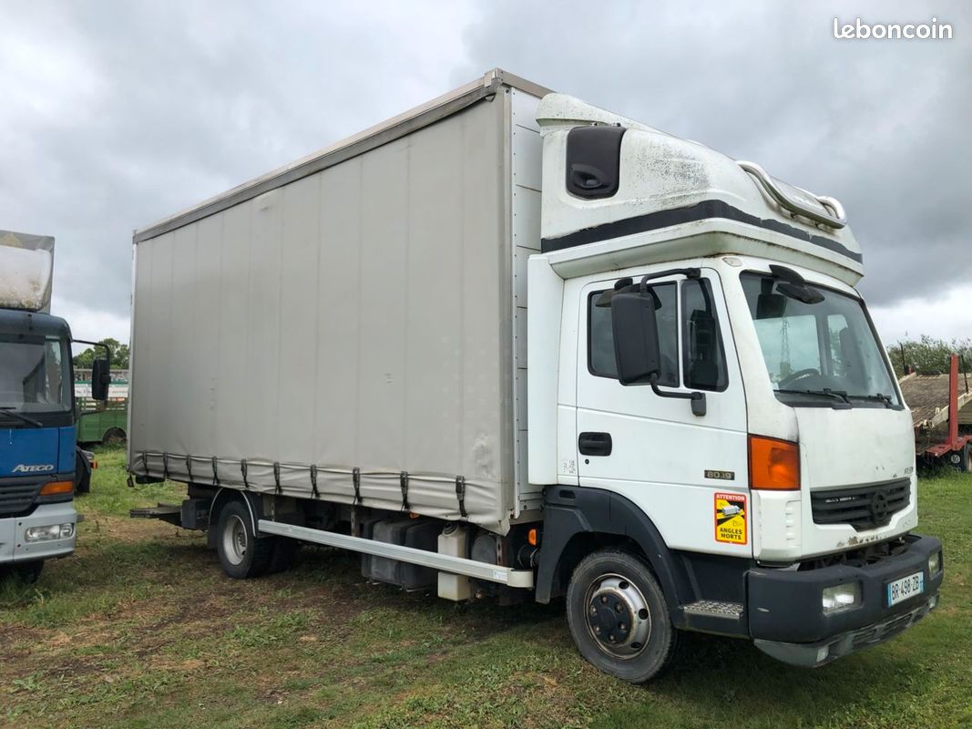 Nissan Atléon 190 cv Taut Liner 7,5 T 4x2 (image 2)