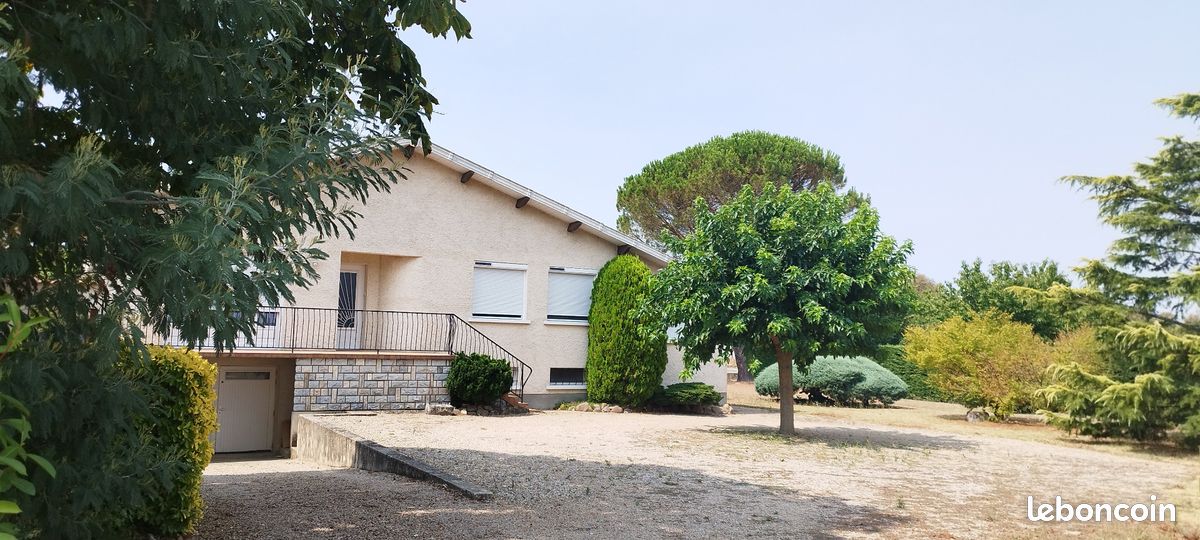 Maison 6 pièces 115 m² · à Saint-Julien-du-Puy · 115 m² · 210 000 €