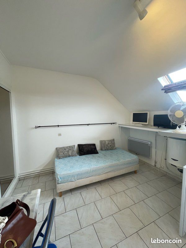 Appartement 1 pièce 13 m² · à Tours · 13 m² · 360 €/mois