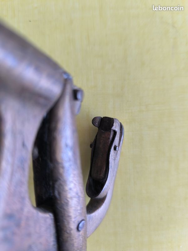Ancienne pince de cordonnier (image 4)