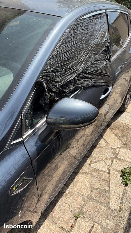 Clio 5 pour pièce (image 2)