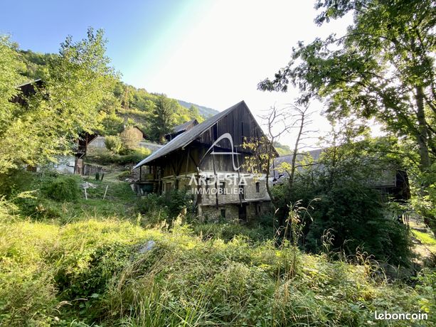 Grange 6 pièces 190 m²