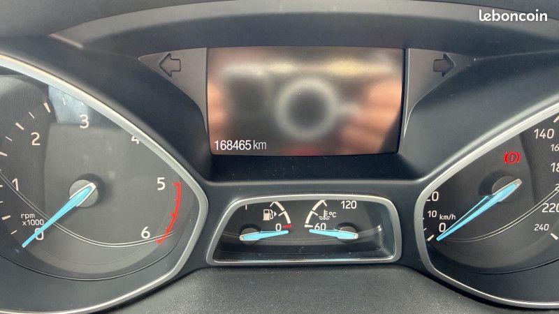 Ford KUGA 1.5 TDCI 120CH STOP&START ST-LINE BLACK & SILVER 4X2 EURO6.2 (image 5)