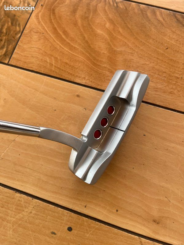 Disque à Putter Scotty Cameron WASABI – Édition Limitée Japon – Vert Et Rouge – Occasion Rare