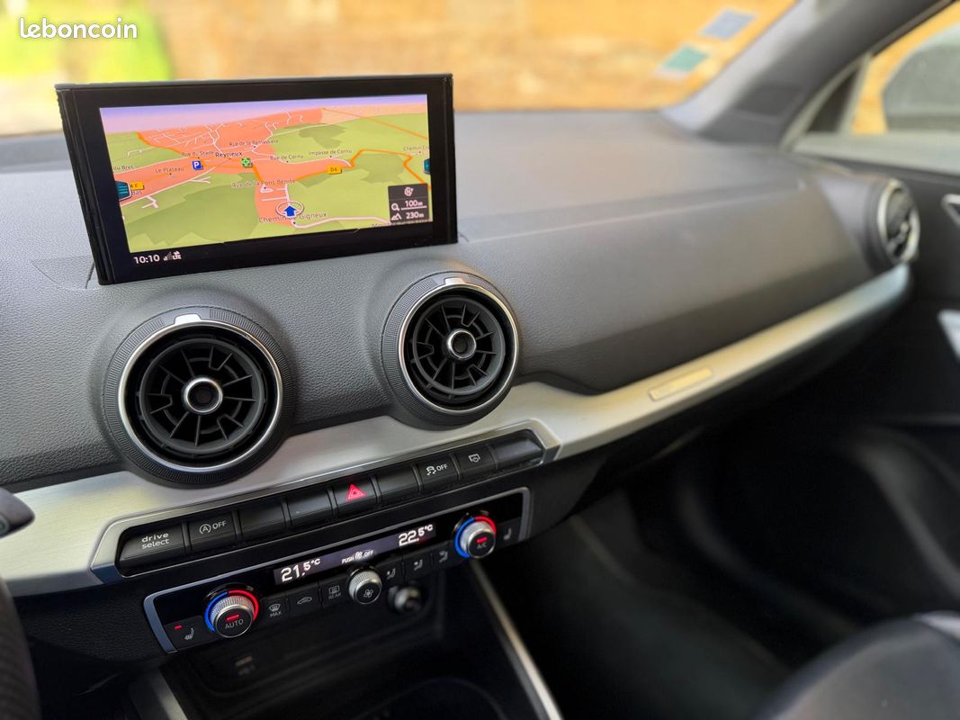 AUDI Q2 35 TDI 150 S LINE S TRONIC 7 - Française - Révisé pour la vente (image 7)