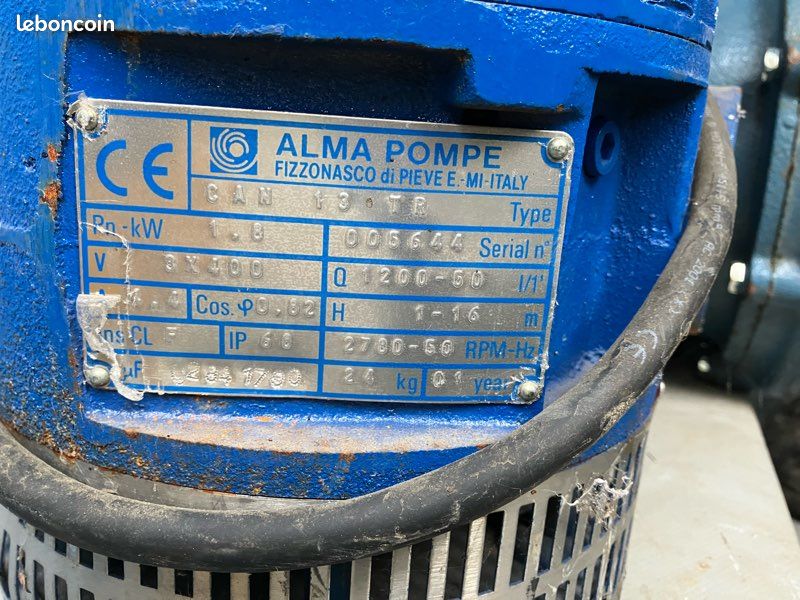 Pompe à eau triphasée (image 2)