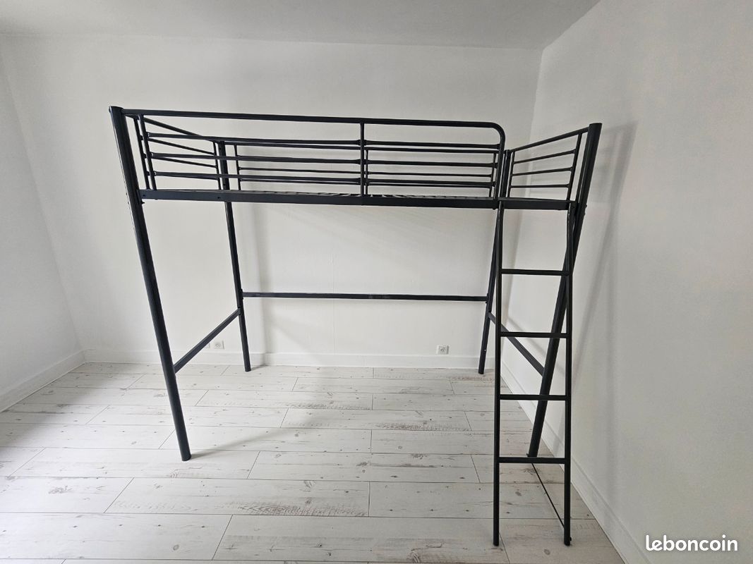 Mezzanine 1 place (image 1)