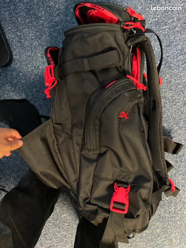 ECKO Sac à dos 1 compartiment noir et rouge TRENDY pas cher