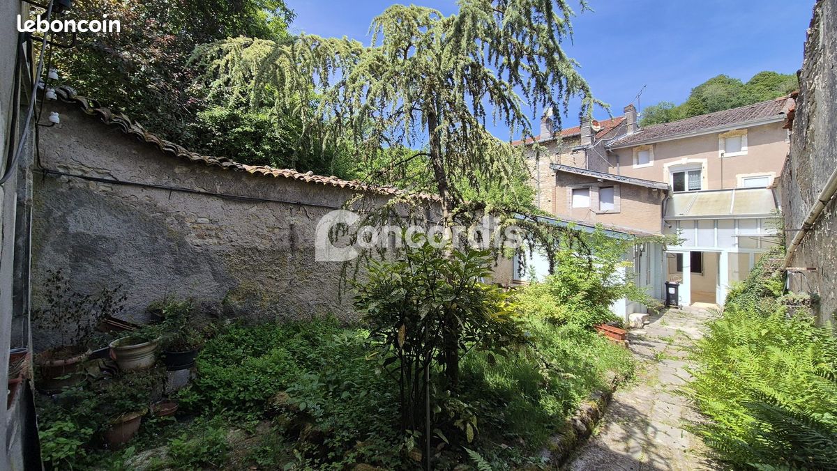Maison 5 pièces 180 m² · à Foug · 180 m² · 163 000 €