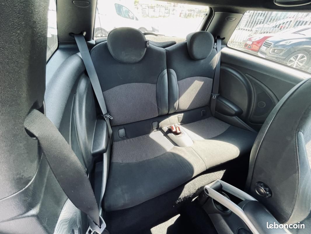 Mini COOPER S 1.6 i 175 SPORT BVA GRIS (image 20)