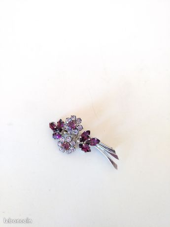 Broche Vintage Années 50 - Bouquet De Fleurs Violettes (améthystes) En Métal - Occasion Bon état