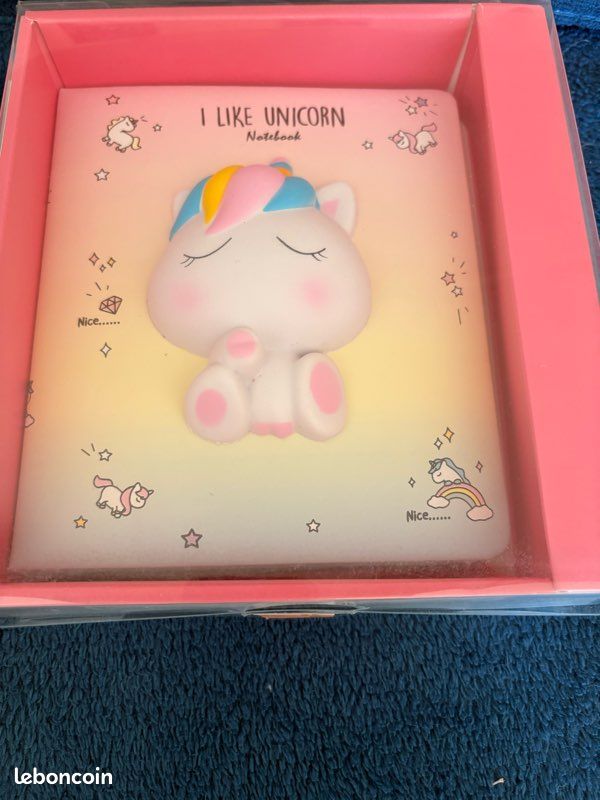 Carnet 3D licorne (image 1)