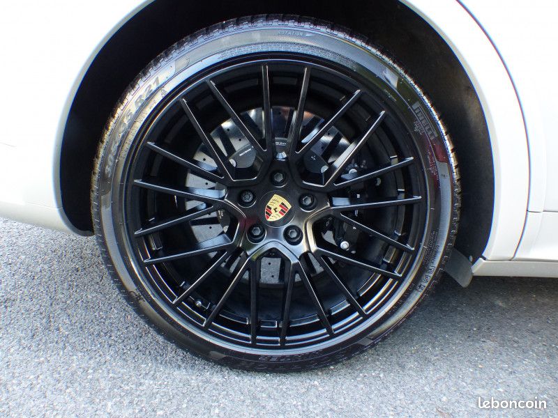 Porsche CAYENNE COUPE (9YB) 4.0 V8 680CH TURBO S E-HYBRID (image 8)