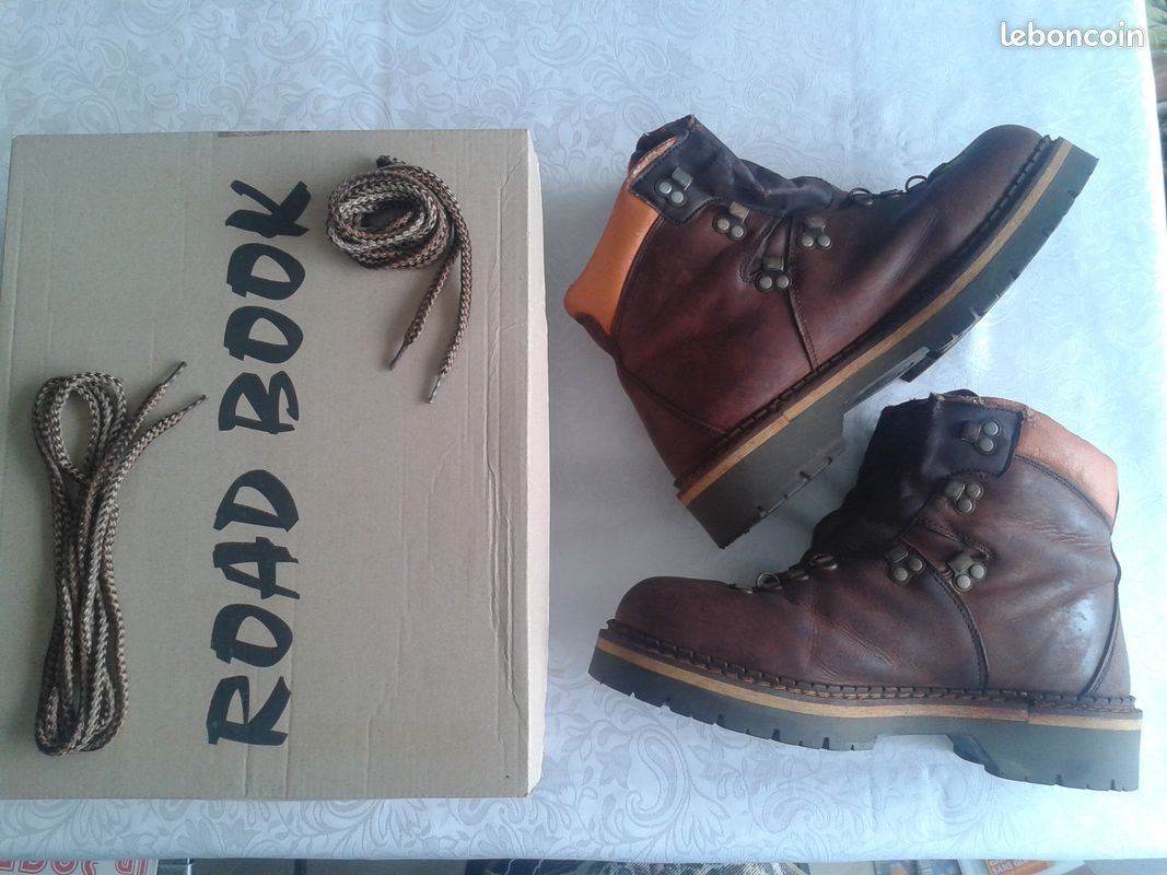 Bottes De Randonnée Alpinisme Vintage Kastinger - Taille 11 US - Cuir, Semelle Vibram - Fabriqué En Autriche - Très Bon état