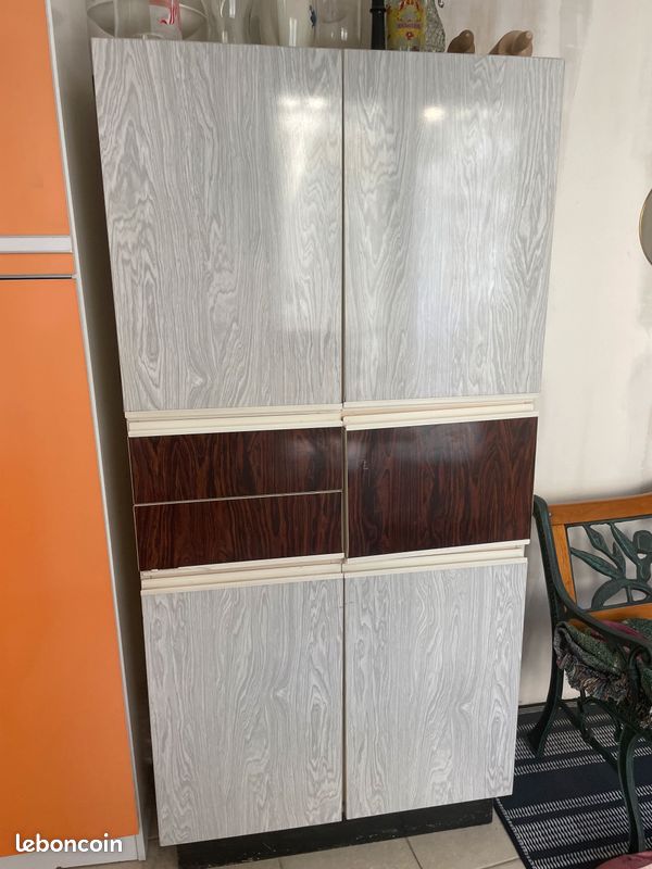 Meuble vintage Formica de cuisine gris et marron état satisfaisant (image 1)