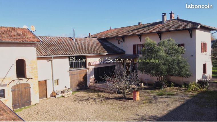 Ferme 5 pièces 240 m²