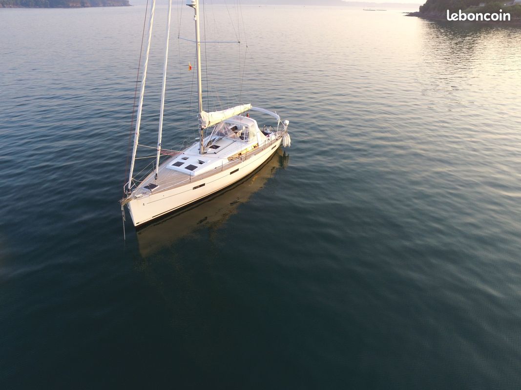 Beneteau Oceanis 331 — View photo 1