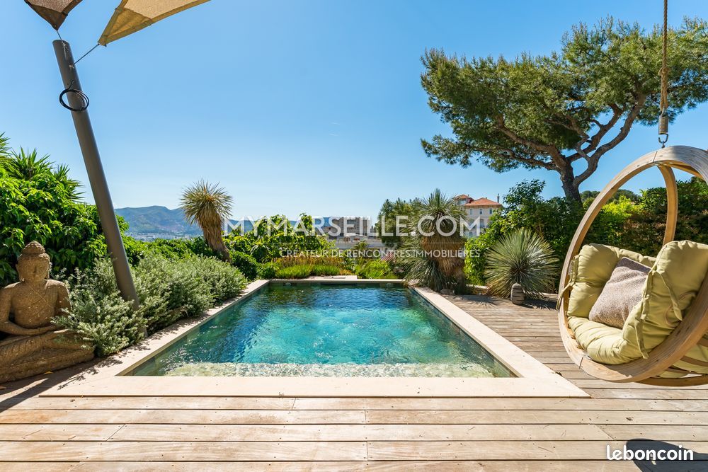Maison 7 pièces 242 m² · à Marseille · 242 m² · 2 390 000 €