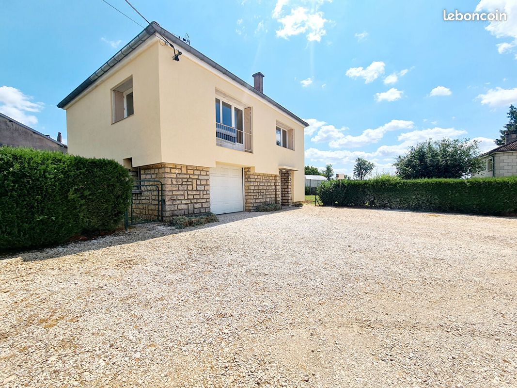 Appartement 4 pièces 66 m² · à Is-en-Bassigny · 66 m² · 680 €/mois