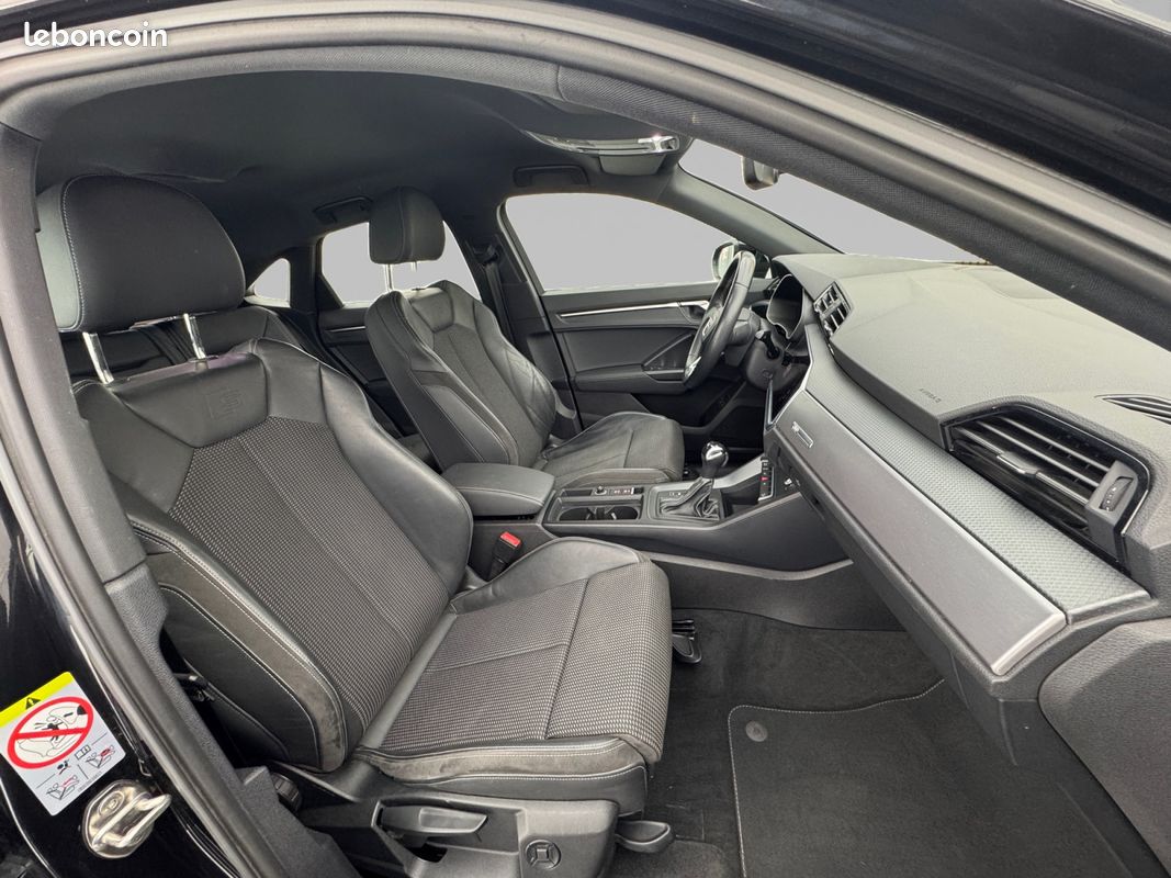 AUDI Q3 Sportback 45 TFSIe 245 ch S tronic 6 S line (image 11)
