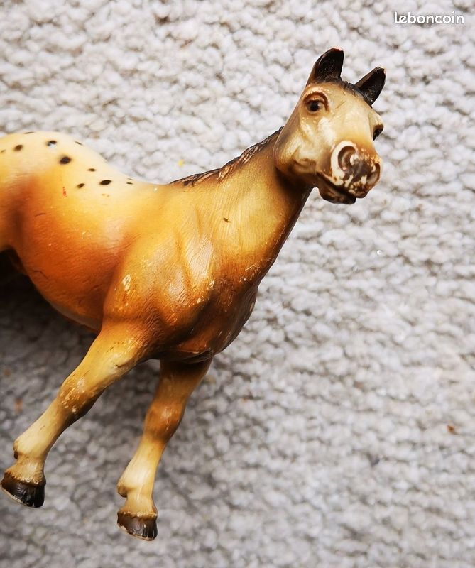 Figurines de petits chevaux (image 3)