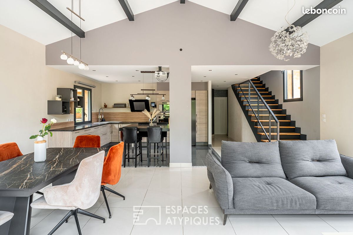 Maison 7 pièces 280 m² · à Villefranche-sur-Saône · 280 m² · 860 000 €