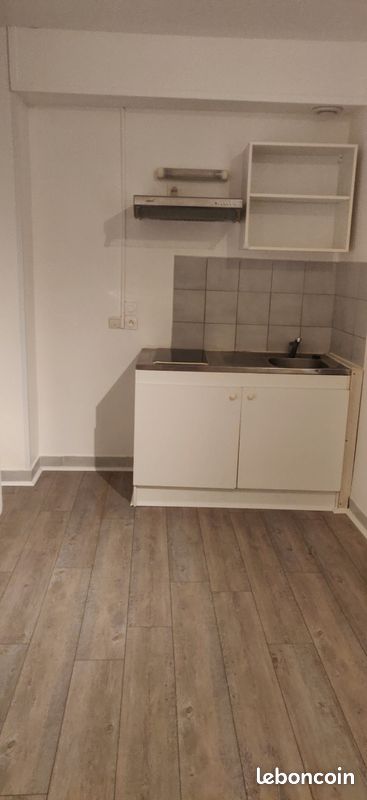 Appartement 1 pièce 20 m² · à Brive-la-Gaillarde · 19,6 m² · 340 €/mois