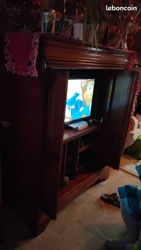 Meuble télé (image 1)
