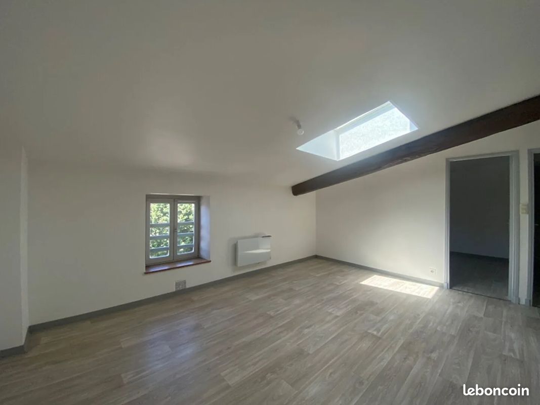 Appartement 2 pièces 46 m² · à Montélimar · 46 m² · 480 €