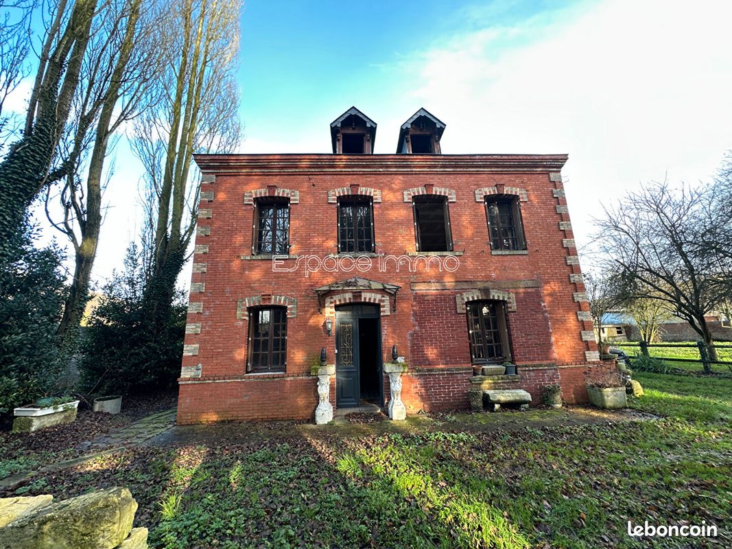 Maison 8 pièces 163 m² · à Montville · 163 m² · 149 000 €