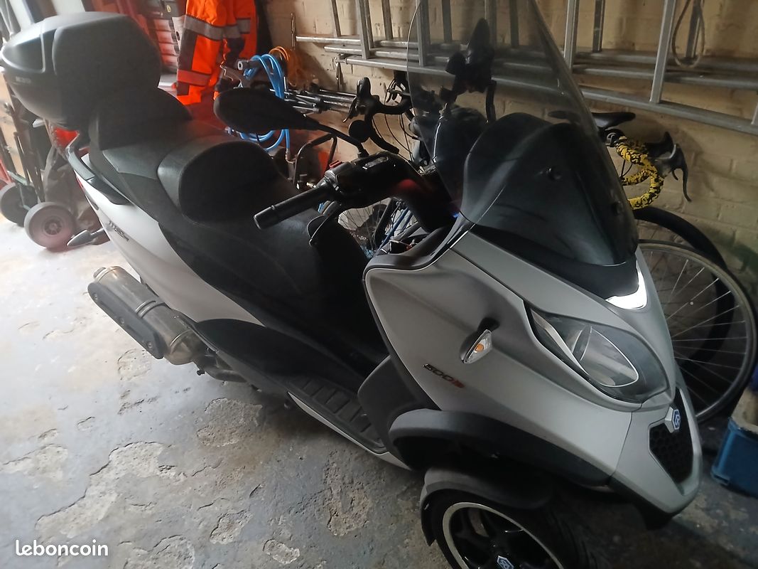 Mp3 piaggio 500 cm3 (image 2)