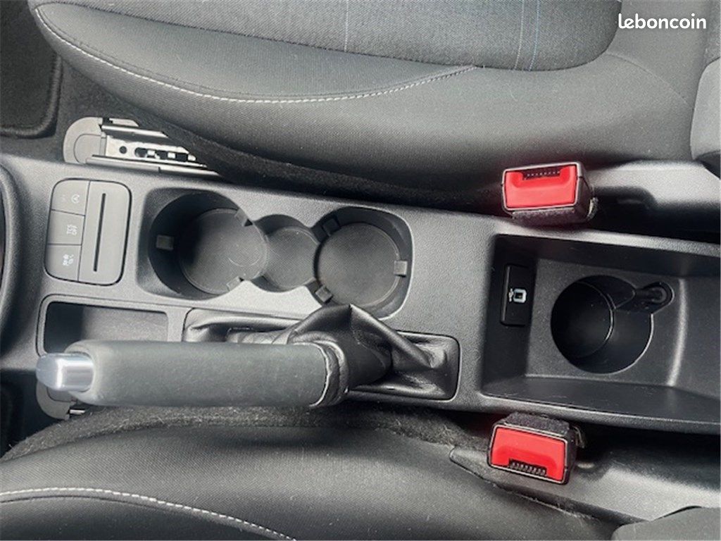 Ford Fiesta VII 1.0 ECOBOOST 95 CH S&S BVM6 Cool & Connect (image 16)