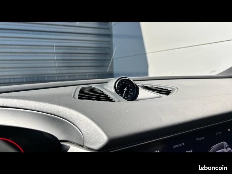 Porsche Macan 408ch 4 MY25 (image 9)