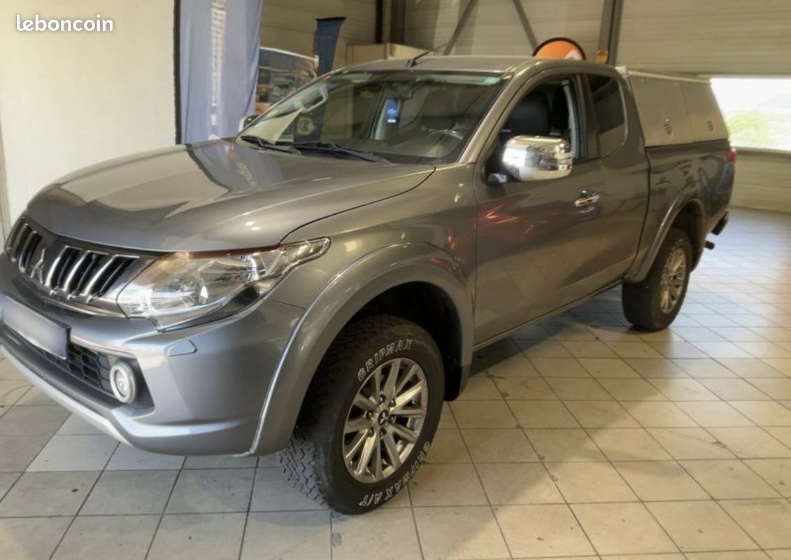 MITSUBISHI L200 Intense Connect Club Cab 4WD (image 4)